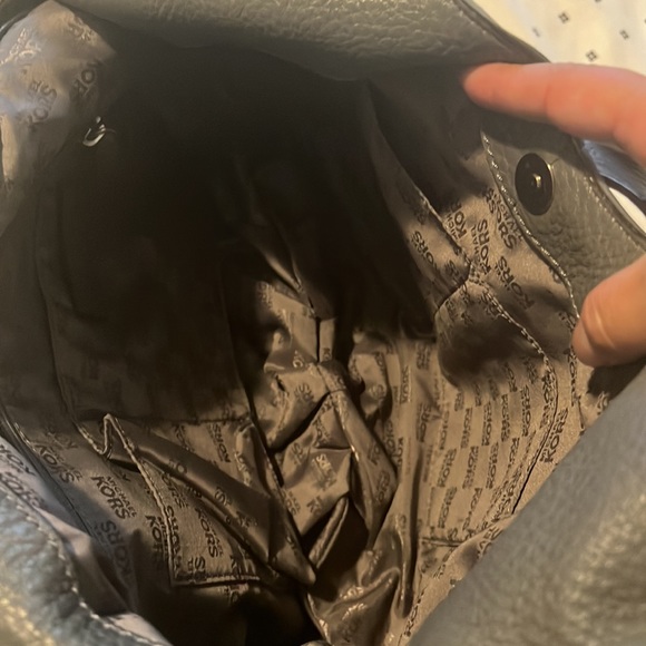 Michael Kors large hobo bag - Picture 5 of 10